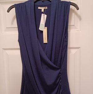 41 Hawthorn. Benni Wrap Front Ruched Knit Top. Navy, size Large.